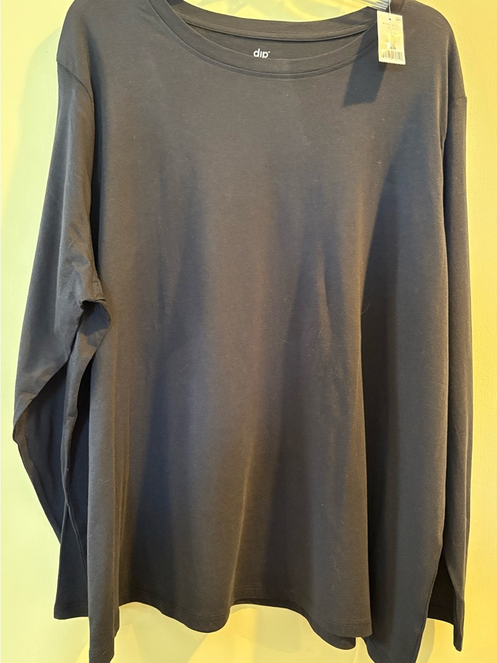 NWT dip Essential Long Sleeve Crewneck Shirt - Black